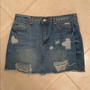 denim skirt